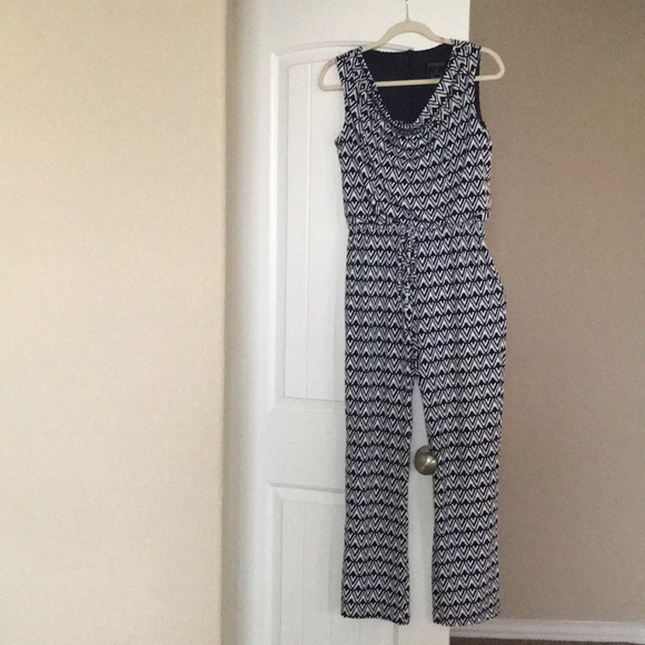 Patterned Romper - Picture 1 of 3